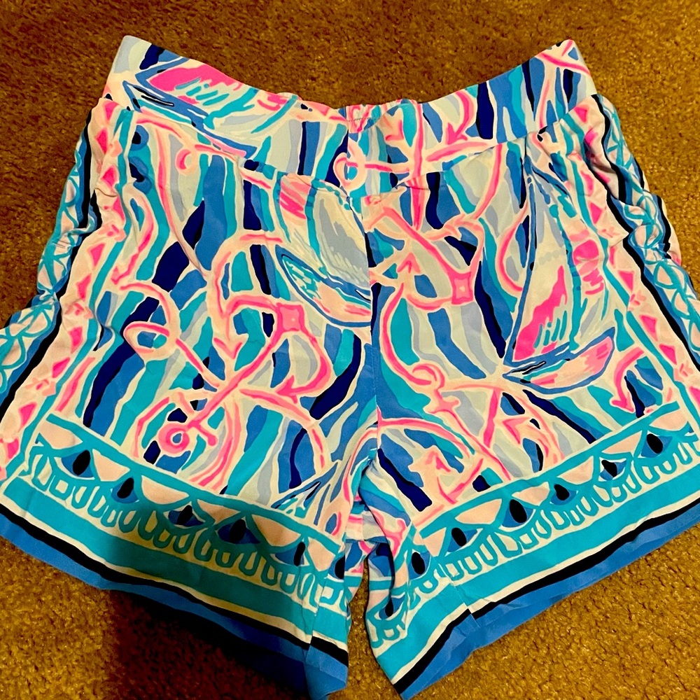 Beautiful lilly shorts